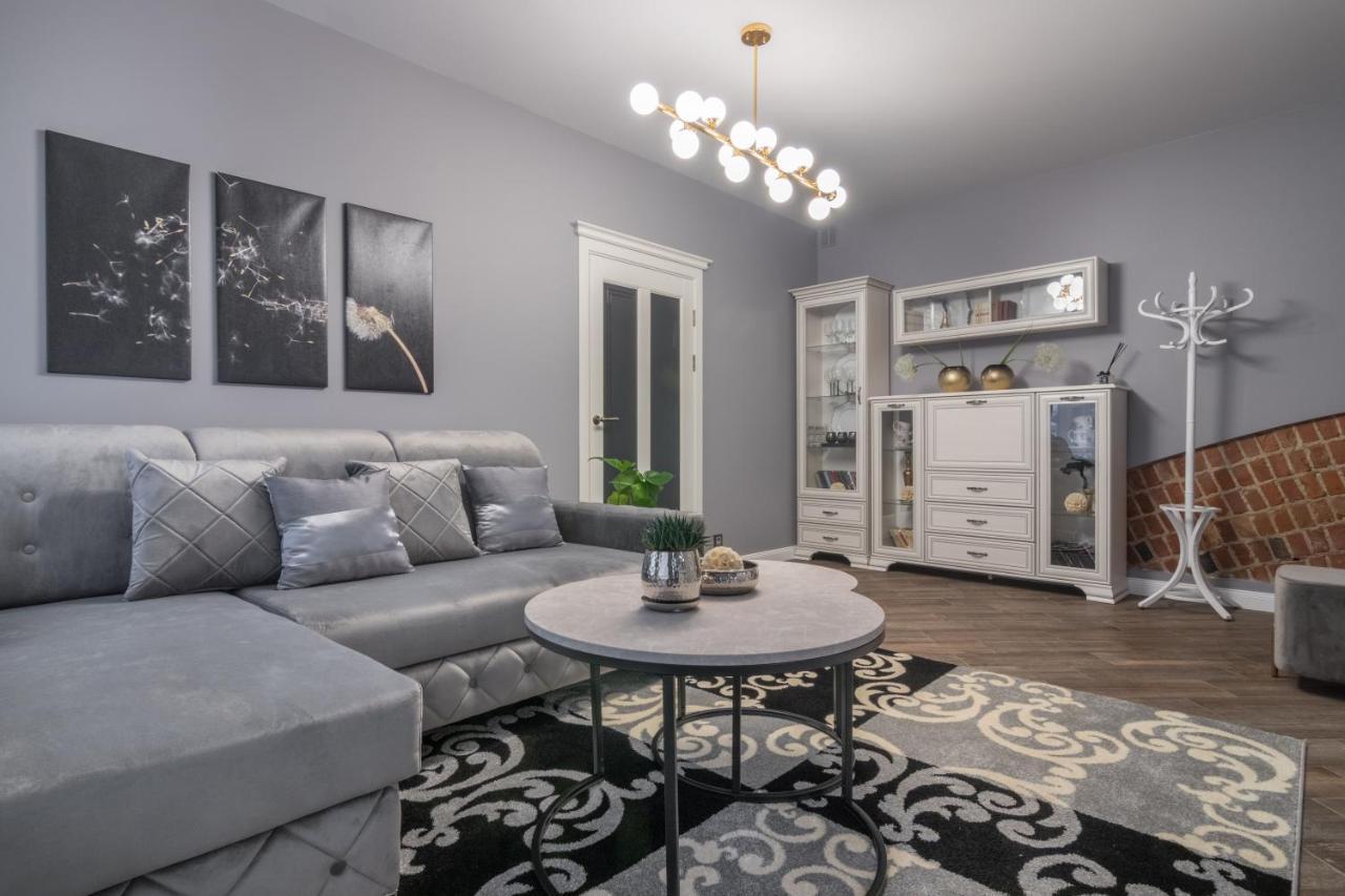 Dandelion Apartment In The Heart Of Kaunas Buitenkant foto